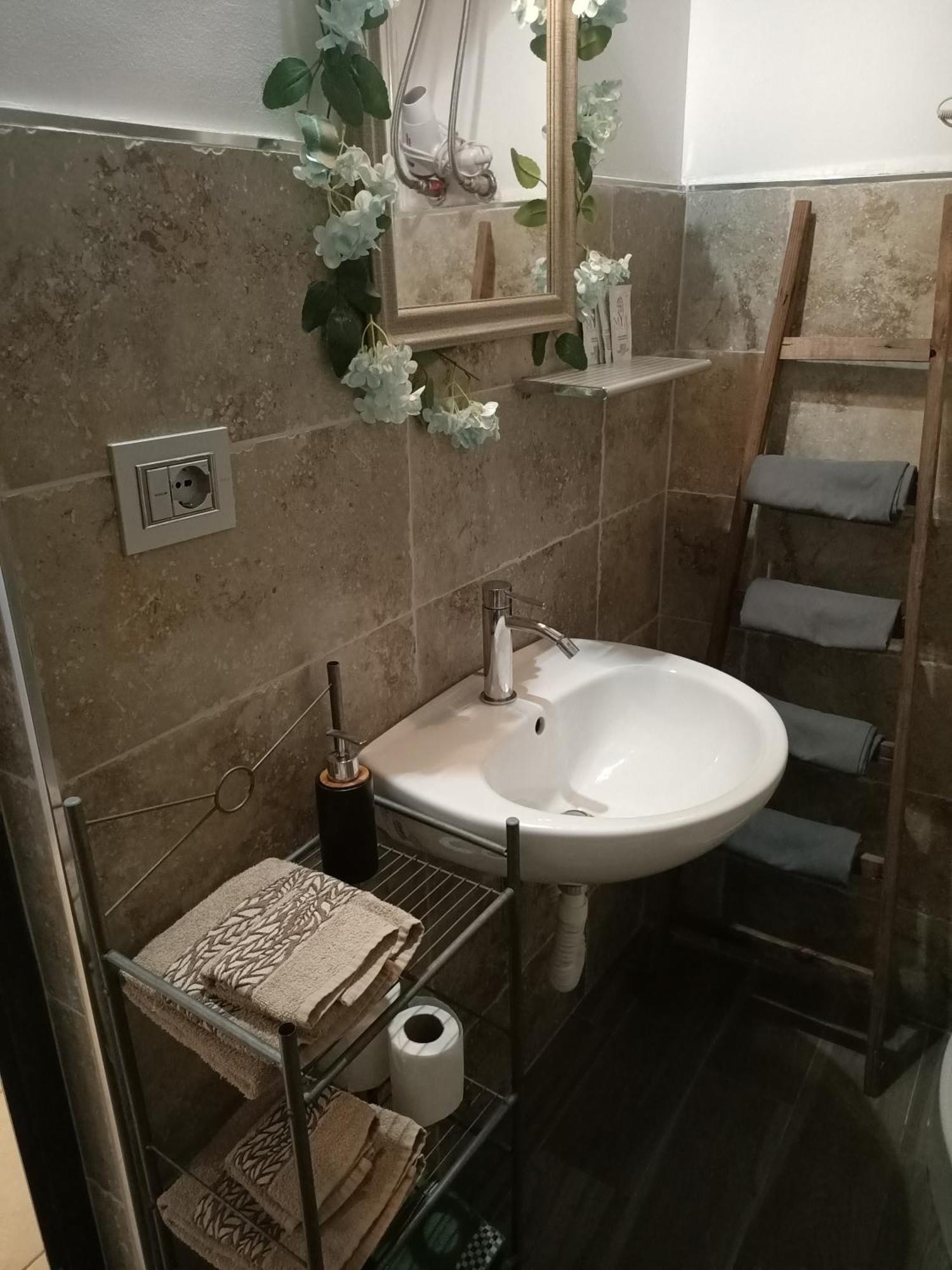 Jeppson Home Terni Exterior photo